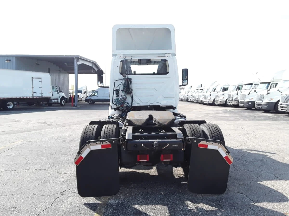 2019 International RH - image 5