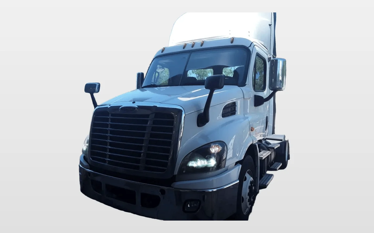 2017 Freightliner - image 1