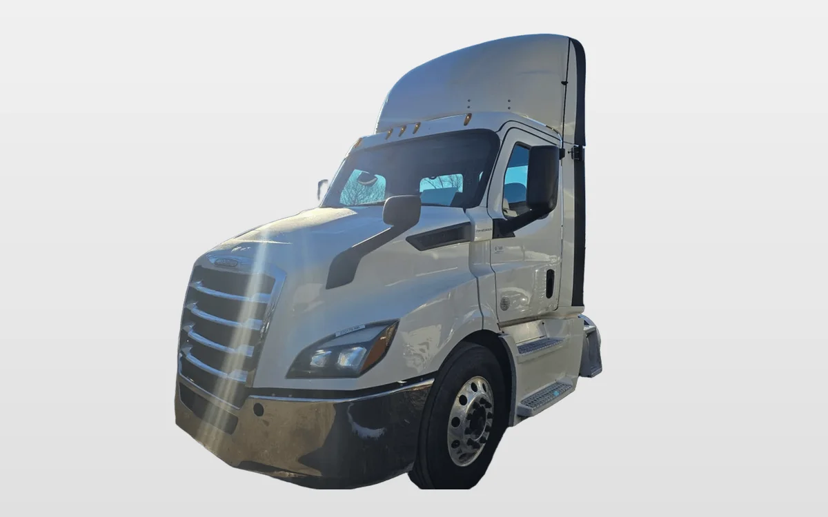 2019 Freightliner - image 1