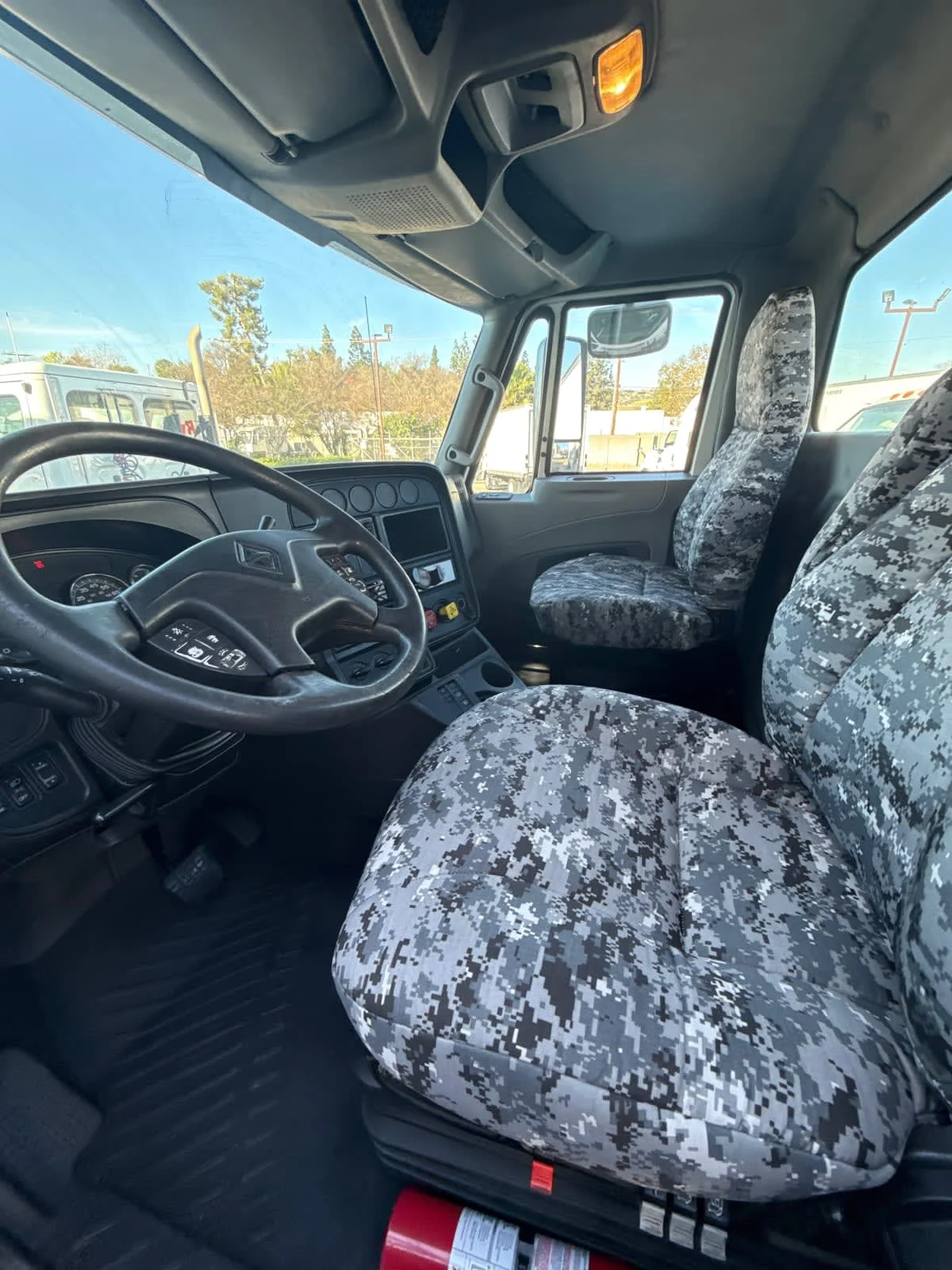 2016 International ProStar - image 7