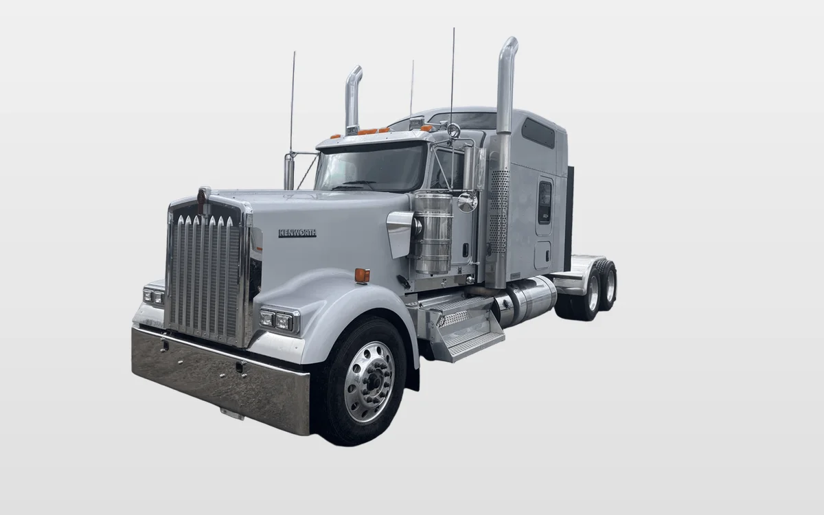 2020 Kenworth W900 - image 1
