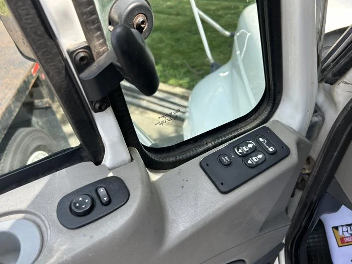 2016 International ProStar — photo 14