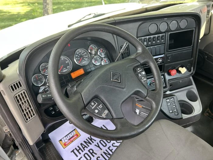 2016 International ProStar — photo 11