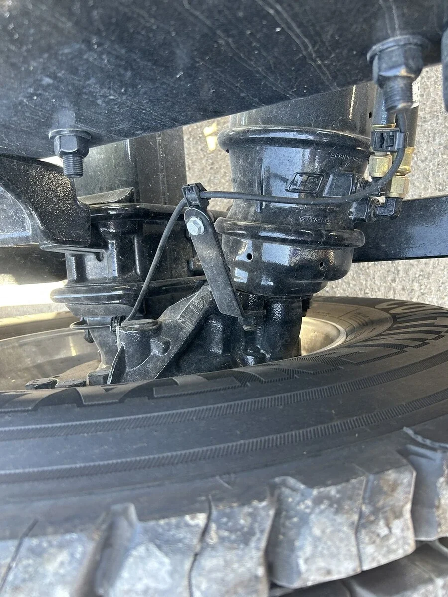 2027 Freightliner Cascadia — photo 18