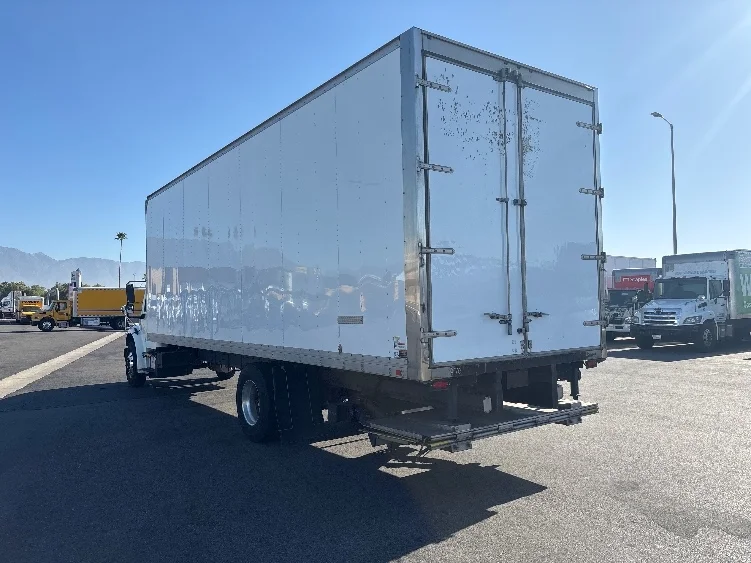 2020 Freightliner eM2 in Fontana, CA — photo 6