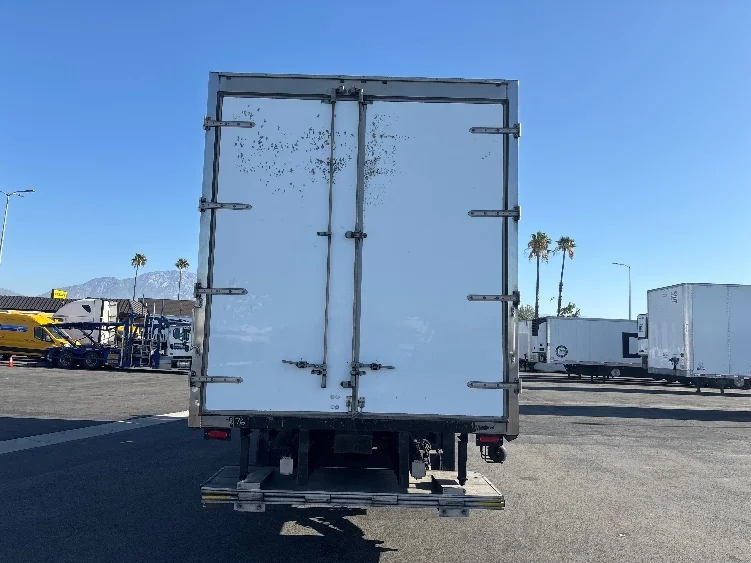 2020 Freightliner eM2 in Fontana, CA — photo 7