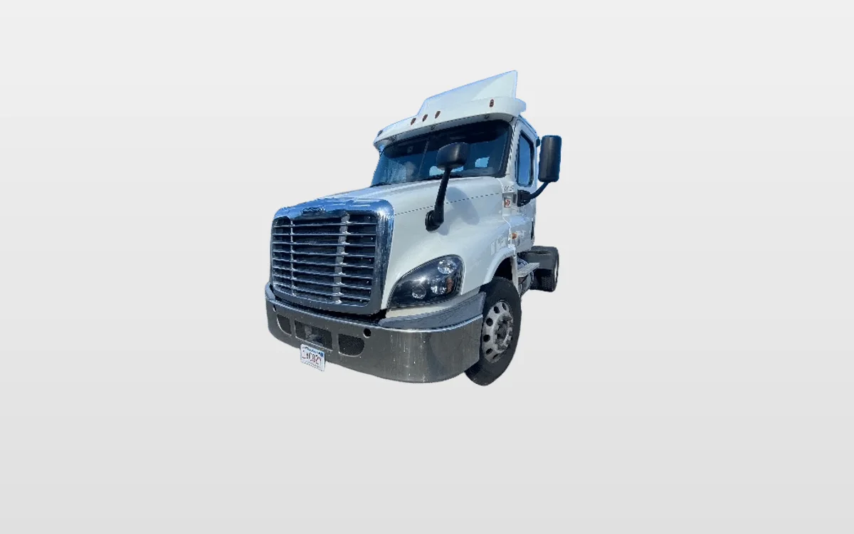 2018 Freightliner - image 1