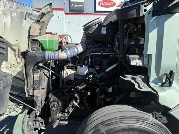 2020 Kenworth T680 - image 10