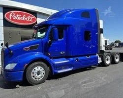 2020 Kenworth T680 - image 27