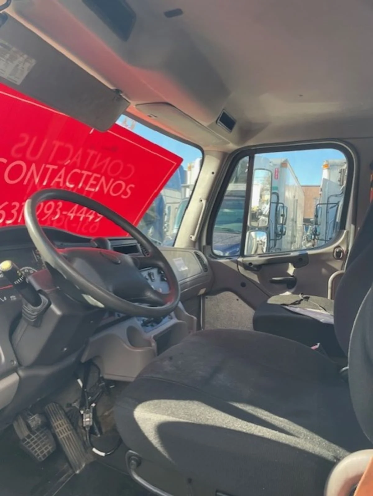 2020 Freightliner M2 106 - image 7