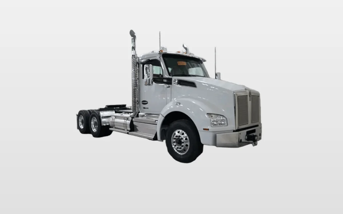 2027 Kenworth T880 - image 1