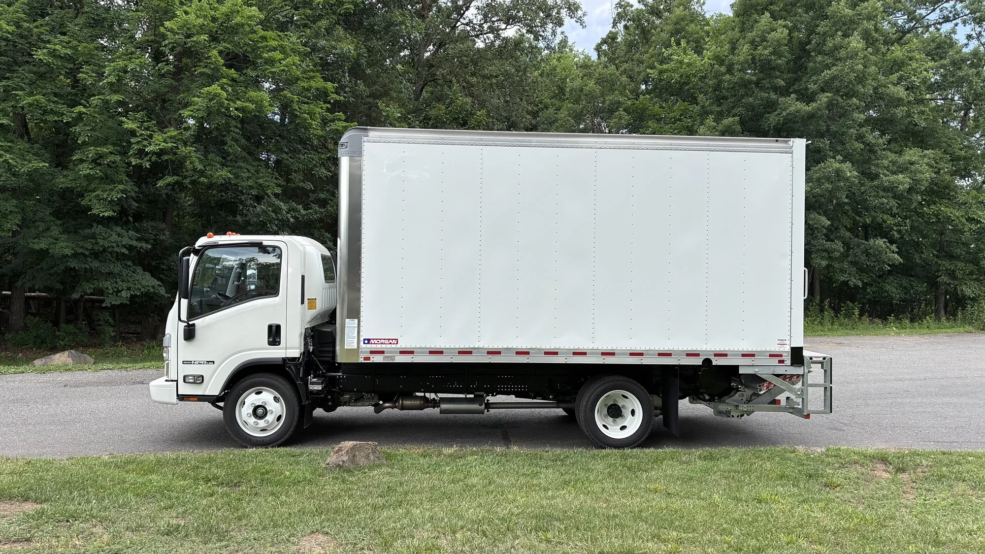 2026 Isuzu in Manassas, VA — photo 2