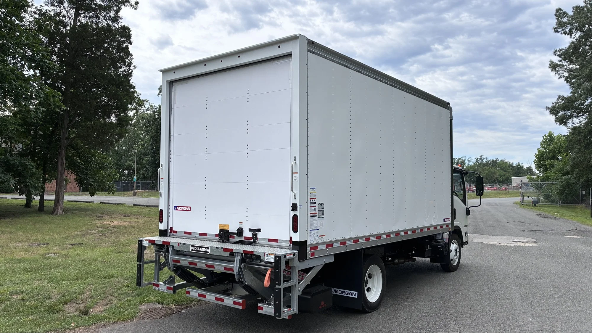 2026 Isuzu in Manassas, VA — photo 5