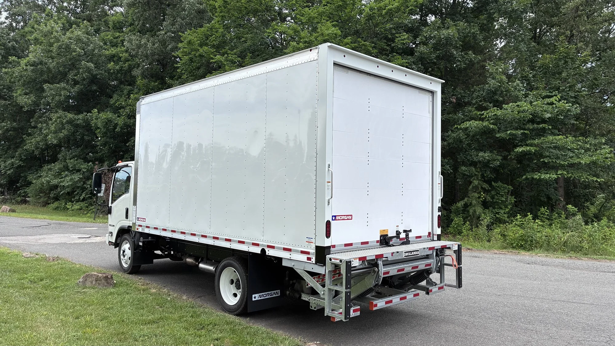 2026 Isuzu in Manassas, VA — photo 3