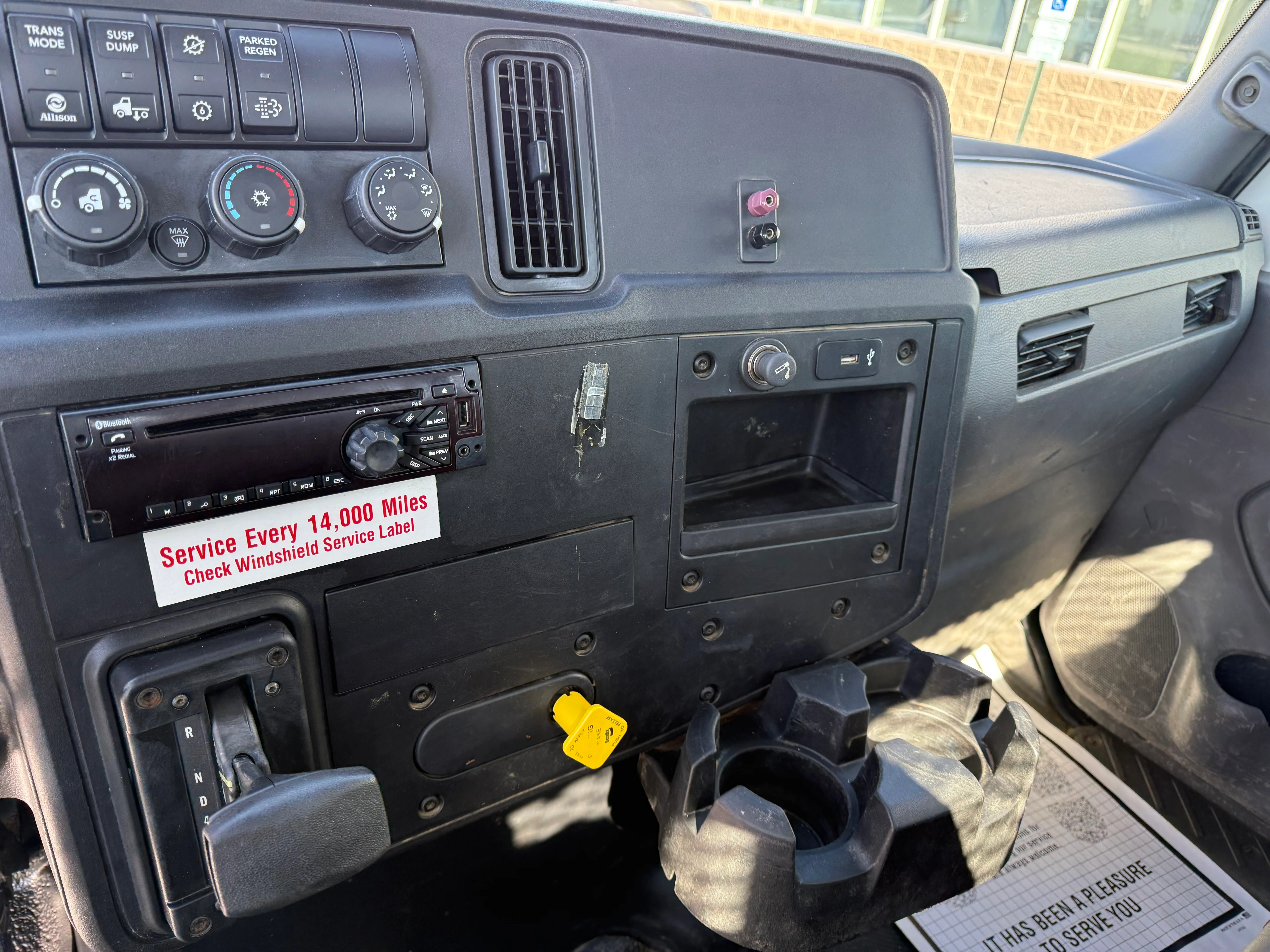 2019 International 4300 - image 16