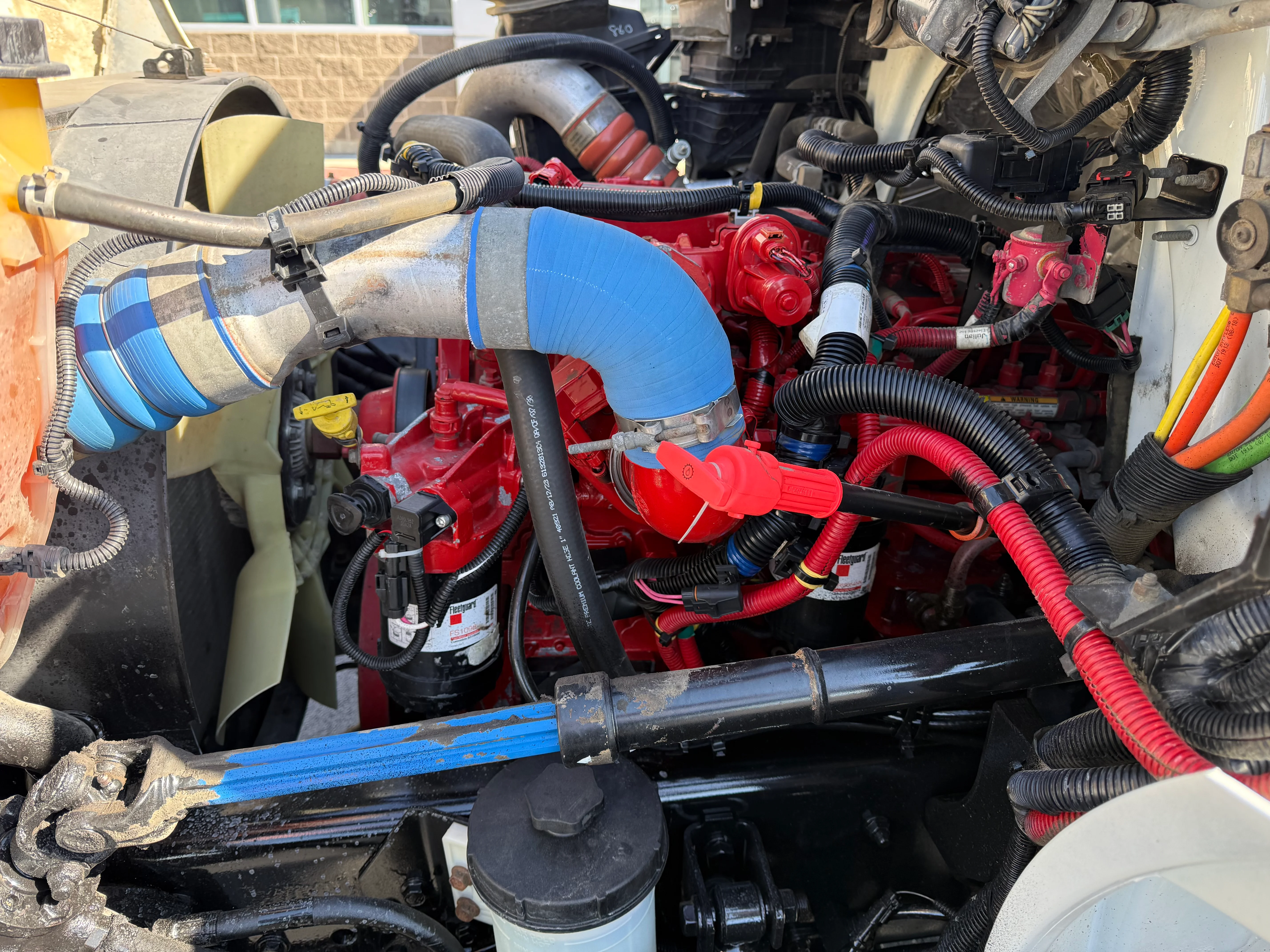 2019 International 4300 - image 7