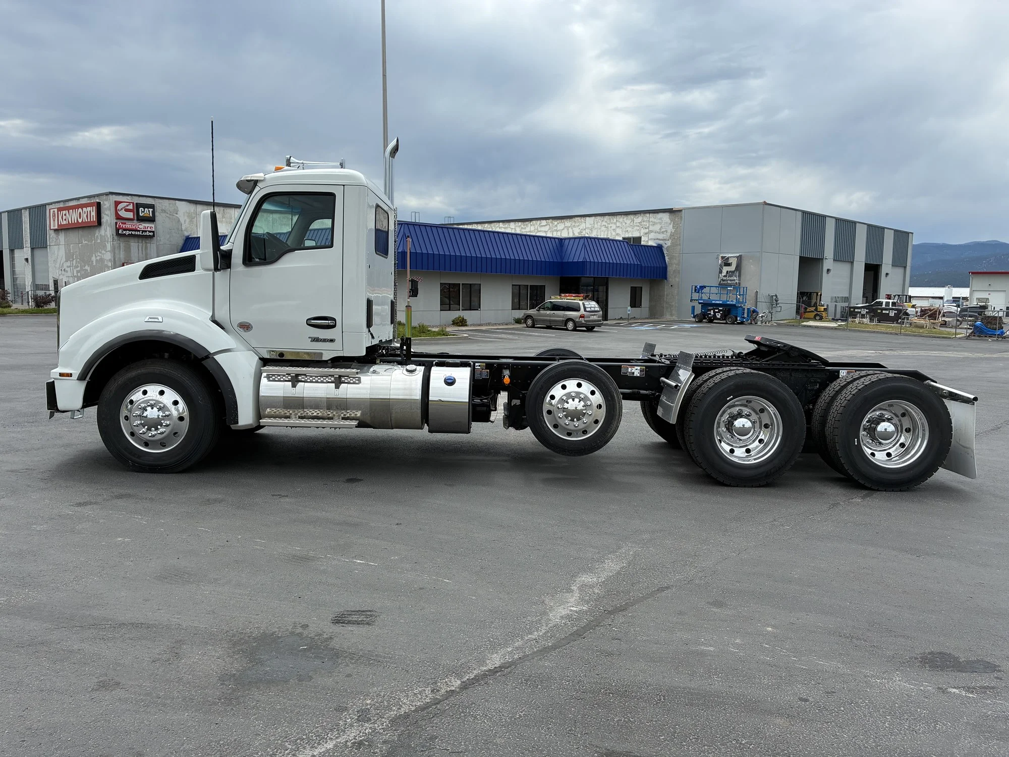 2027 Kenworth T880 in Missoula, MT — photo 5