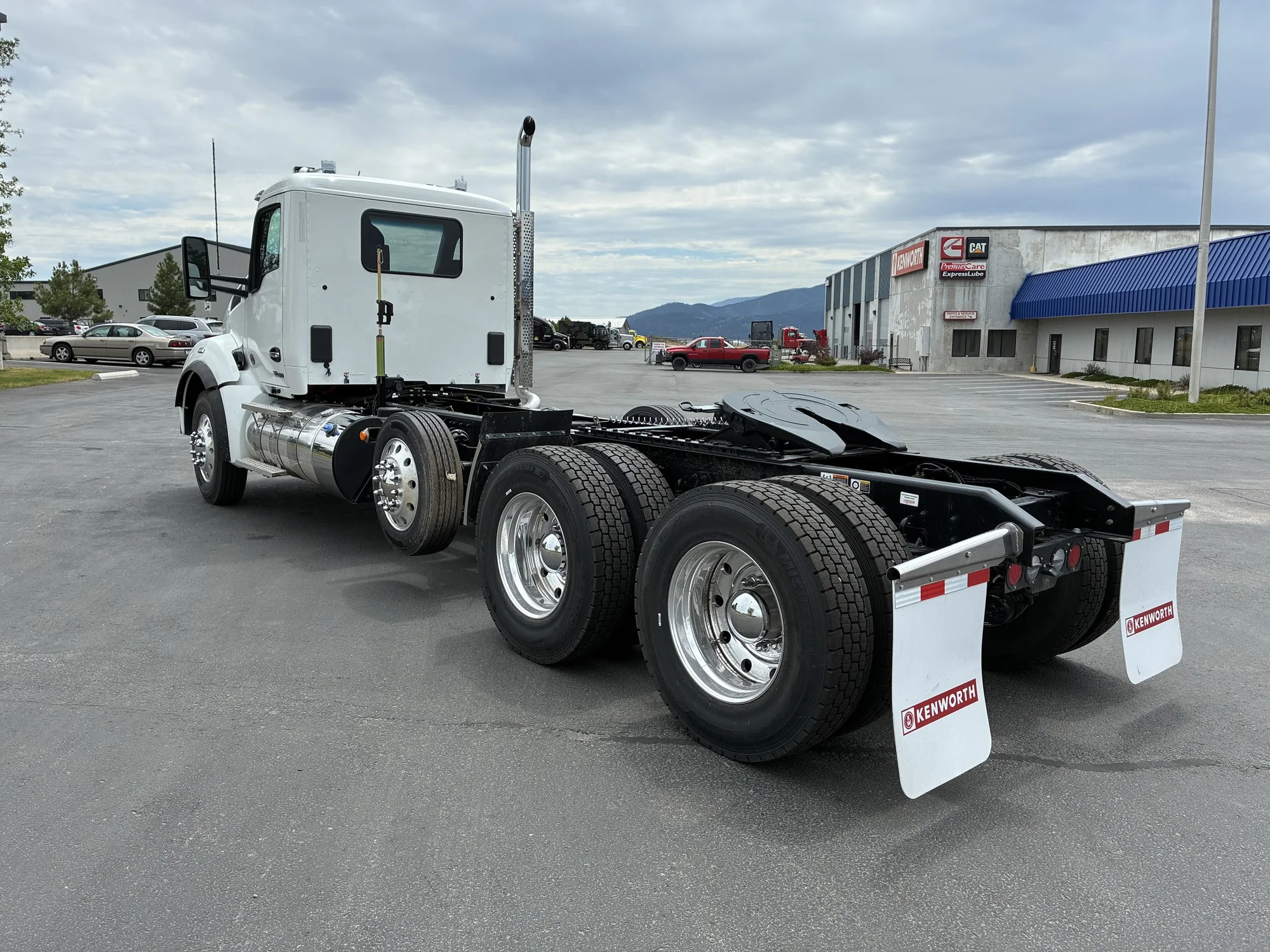 2027 Kenworth T880 in Missoula, MT — photo 4