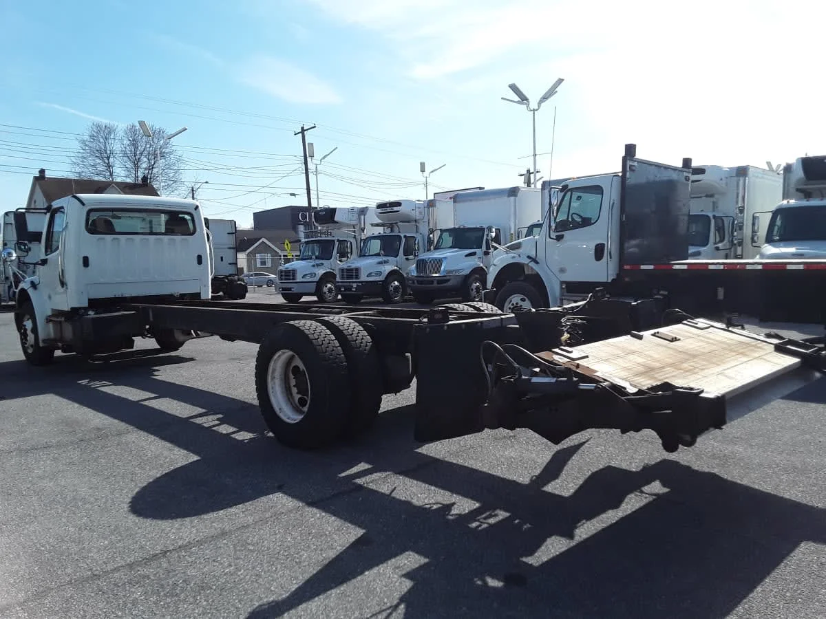 2018 Freightliner M2 106 in Allentown, PA — photo 6
