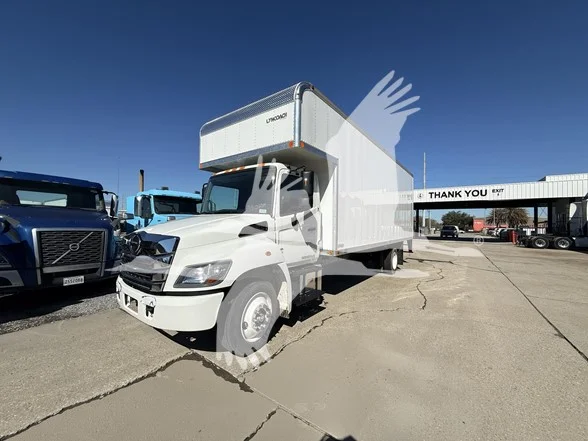 2025 Hino L6 in Saint Rose, LA — photo 2