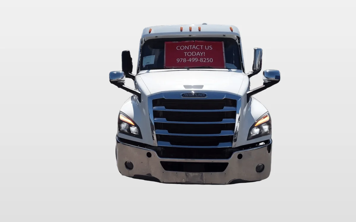 2021 Freightliner Cascadia - image 1