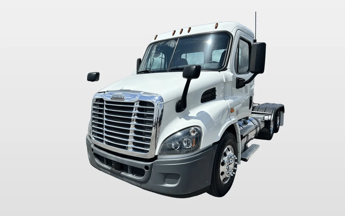 2020 Freightliner - image 1