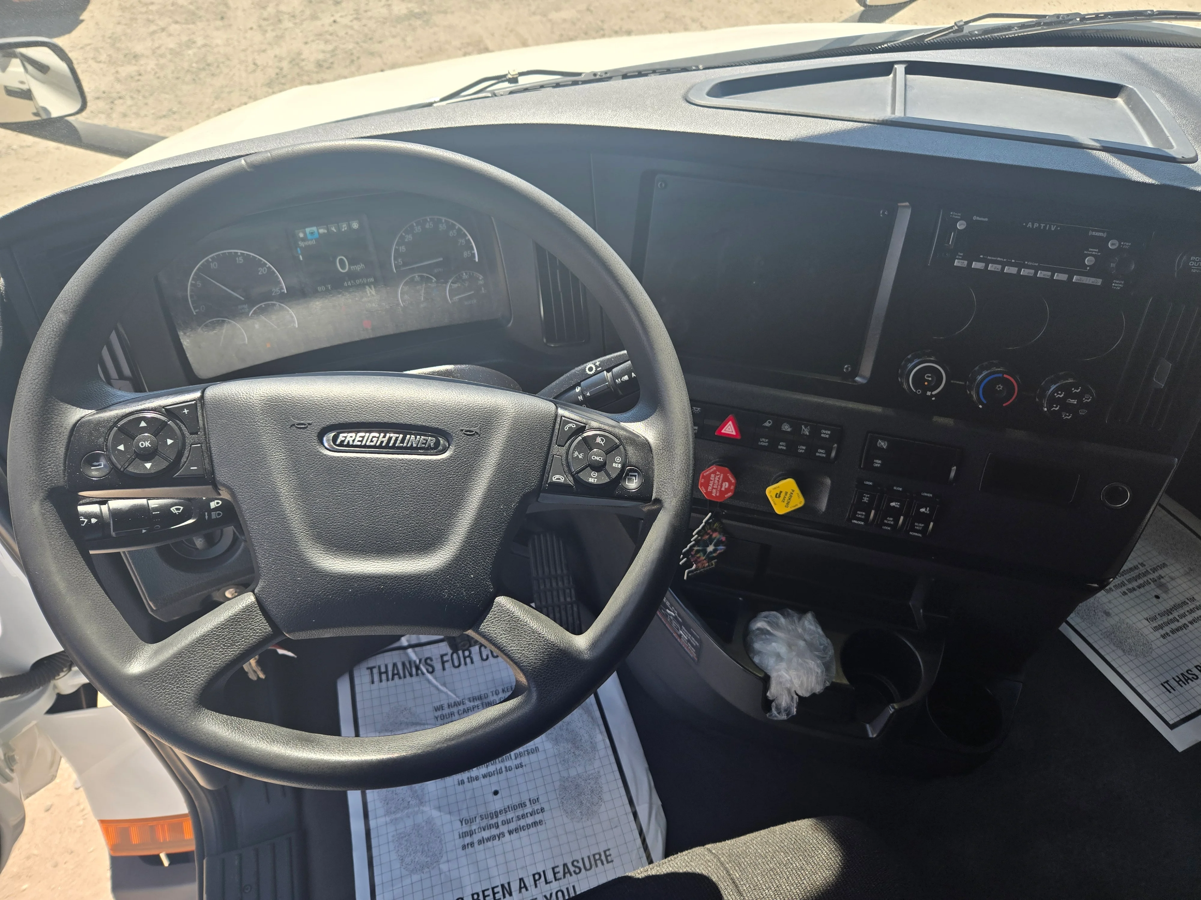 2023 Freightliner Cascadia in French Camp, CA — photo 9