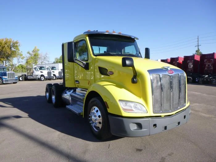 2021 Peterbilt 579 in Grand Island, NE — photo 3