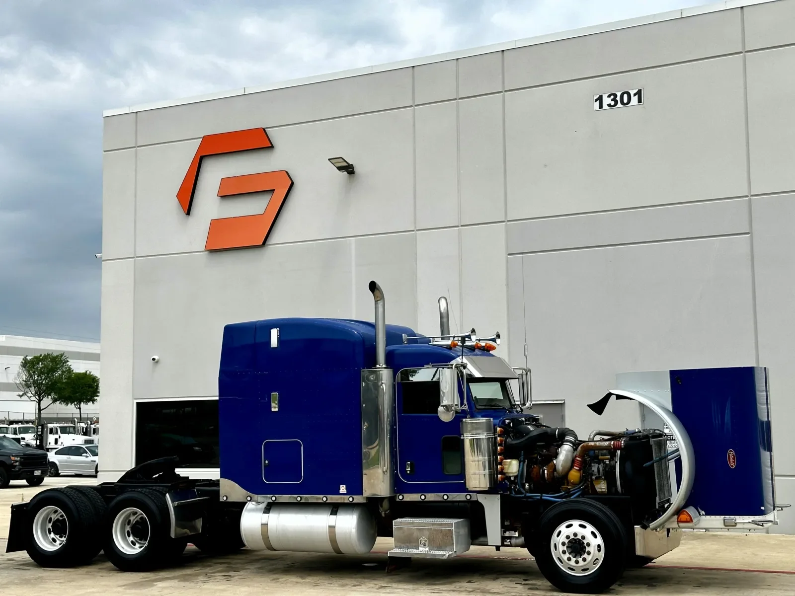 2006 Peterbilt 379 in Hutchins, TX — photo 9