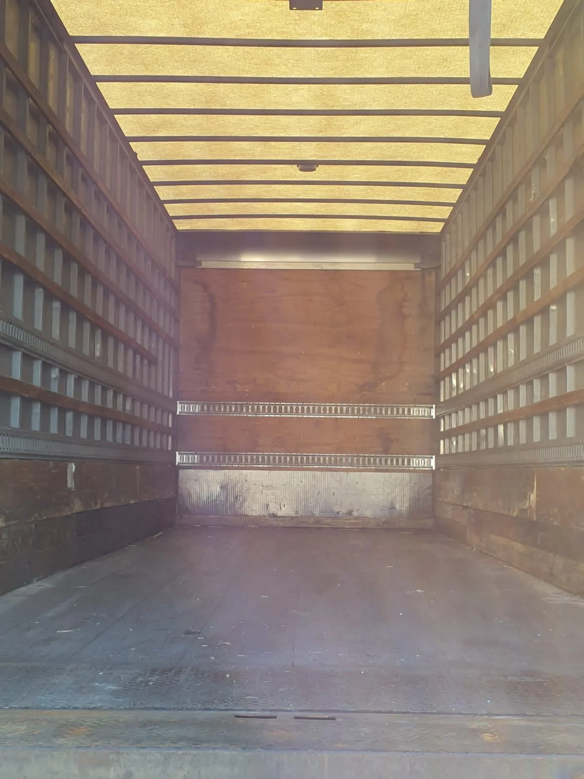 2012 Freightliner M2 106 - image 8