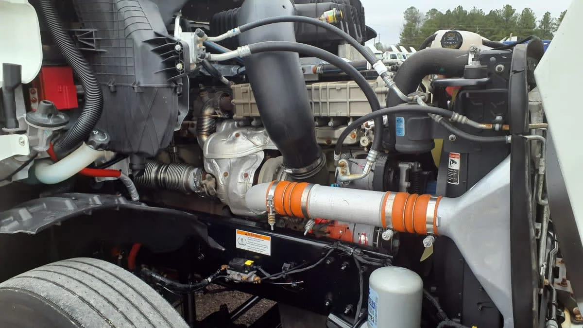 2019 Freightliner Cascadia in Birmingham, AL — photo 9