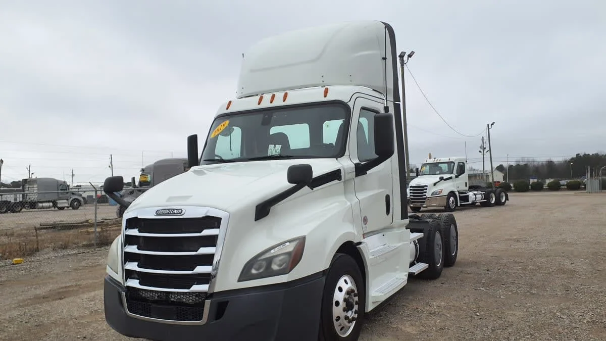 2019 Freightliner Cascadia in Birmingham, AL