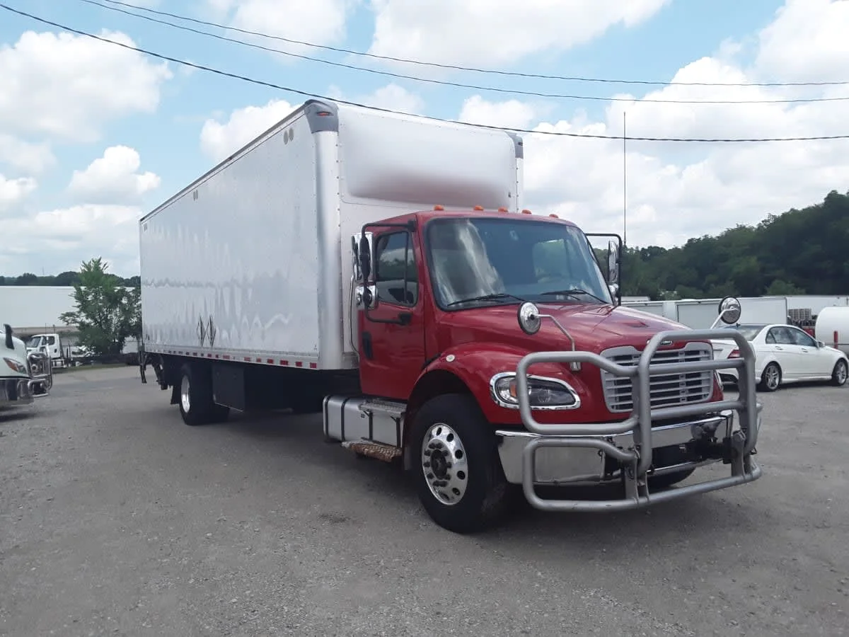2023 Freightliner M2 106 in Pittsburgh, PA — photo 3