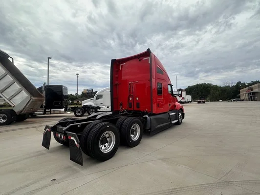 2022 Kenworth T680 in Fort Mill, SC — photo 7