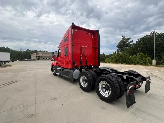 2022 Kenworth T680 in Fort Mill, SC — photo 3