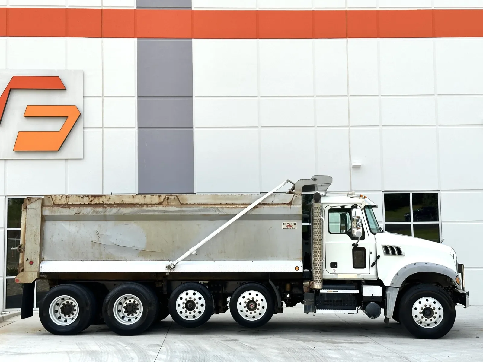 2020 Mack Granite in Greer, SC — photo 4
