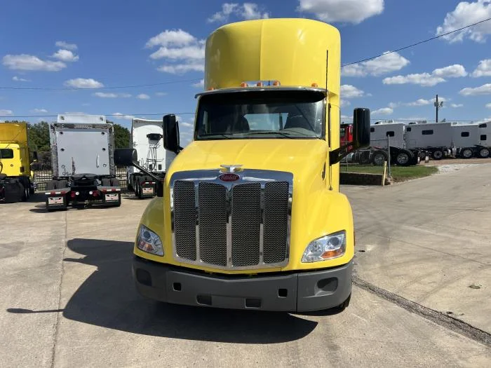 2021 Peterbilt 579 - image 17