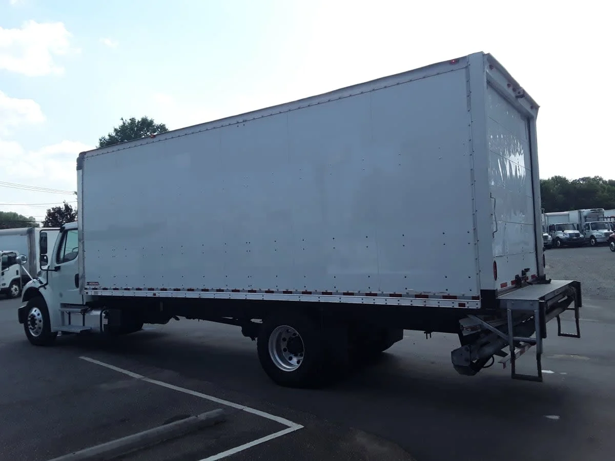2019 Freightliner M2 106 in Charlotte, NC — photo 12