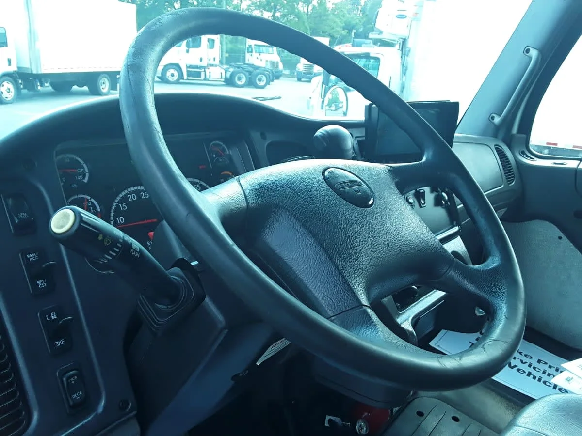 2019 Freightliner M2 106 in Charlotte, NC — photo 11