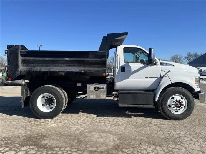 2026 Ford F-750 in Chicago, IL — photo 8