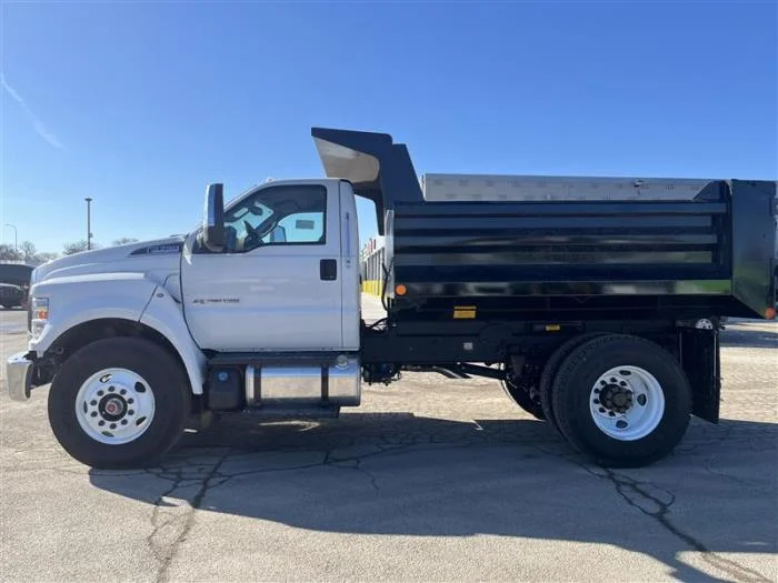 2026 Ford F-750 in Chicago, IL — photo 4