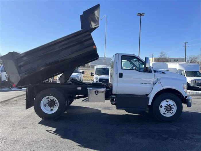 2026 Ford F-750 in Chicago, IL — photo 9