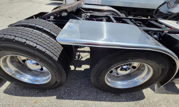 2023 Peterbilt 389 — photo 26