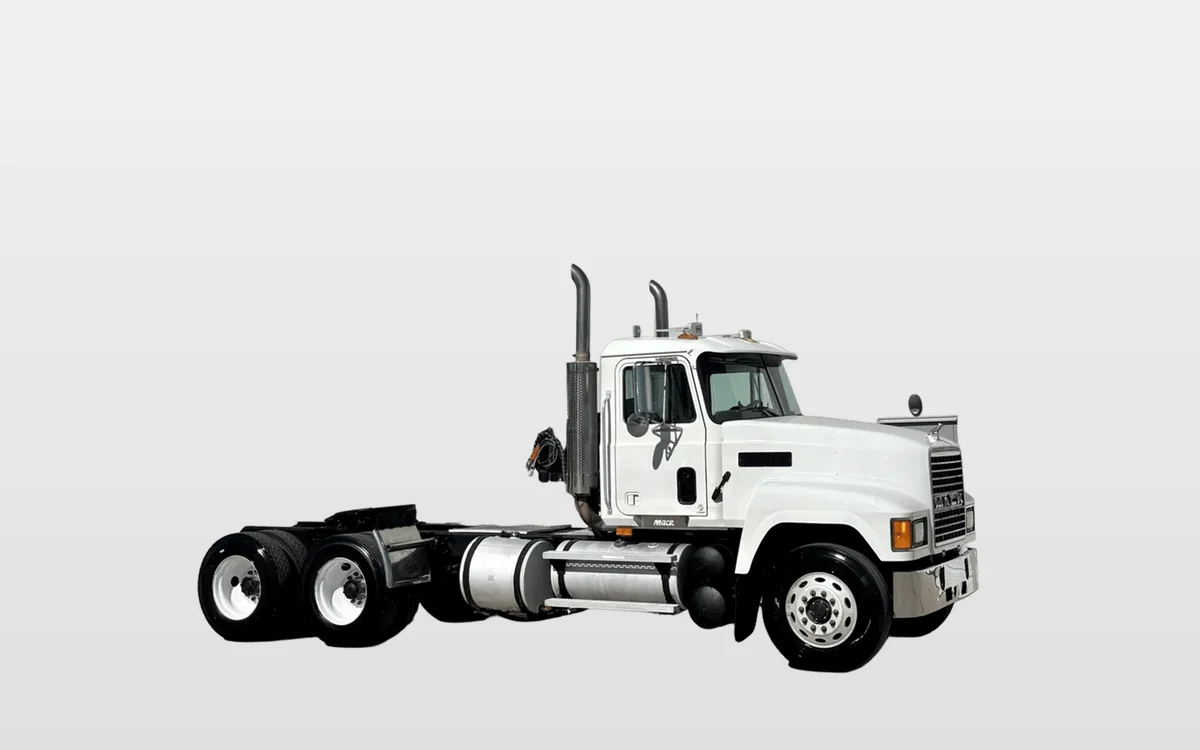 2003 Mack - image 1