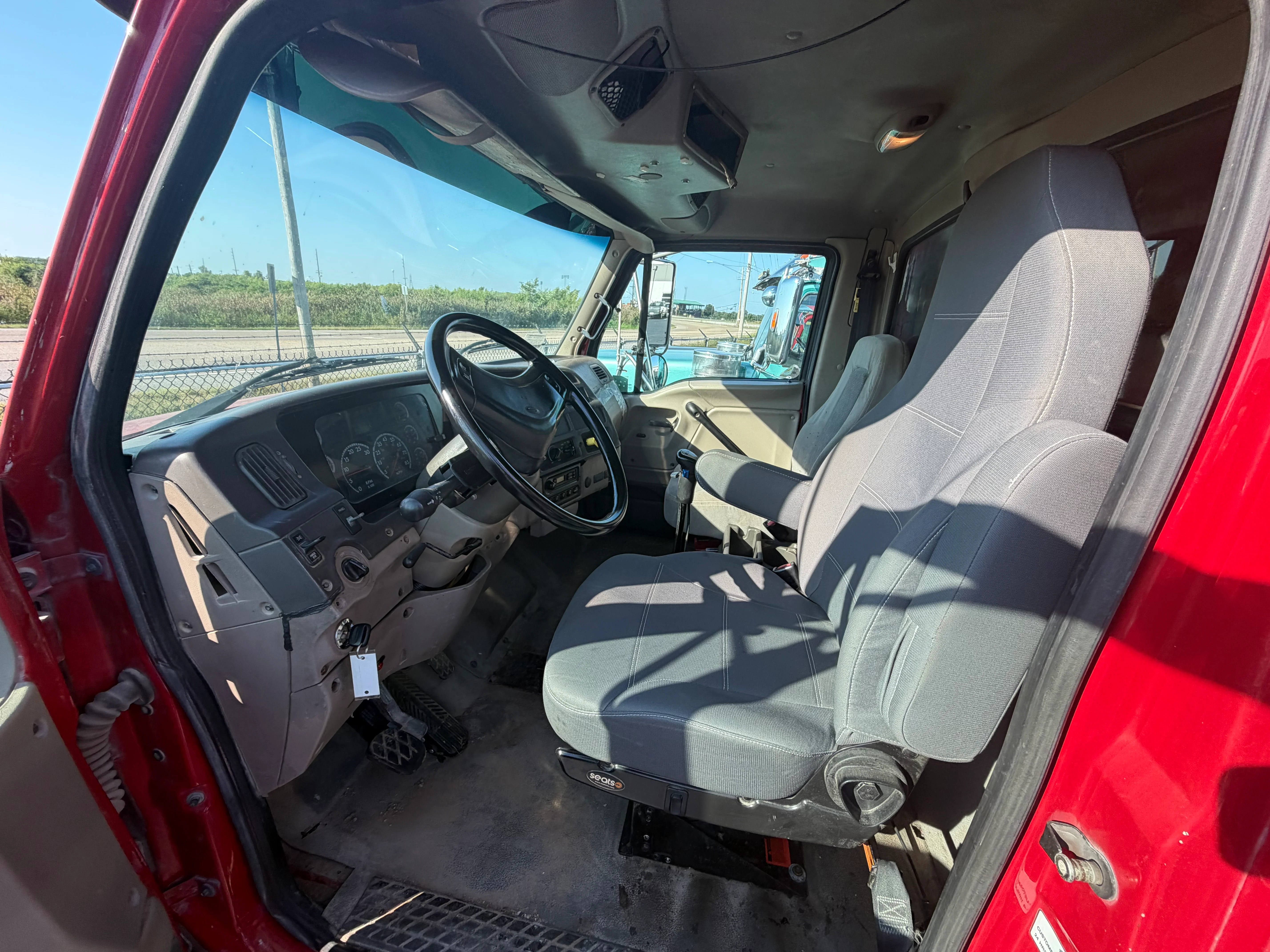 2006 Sterling L-Line in Springfield, MO — photo 13