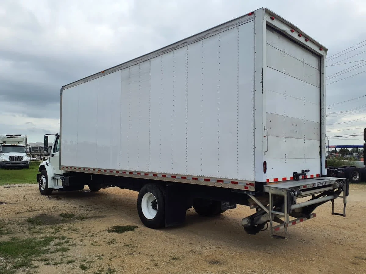 2019 Freightliner M2 106 in Converse, TX — photo 6