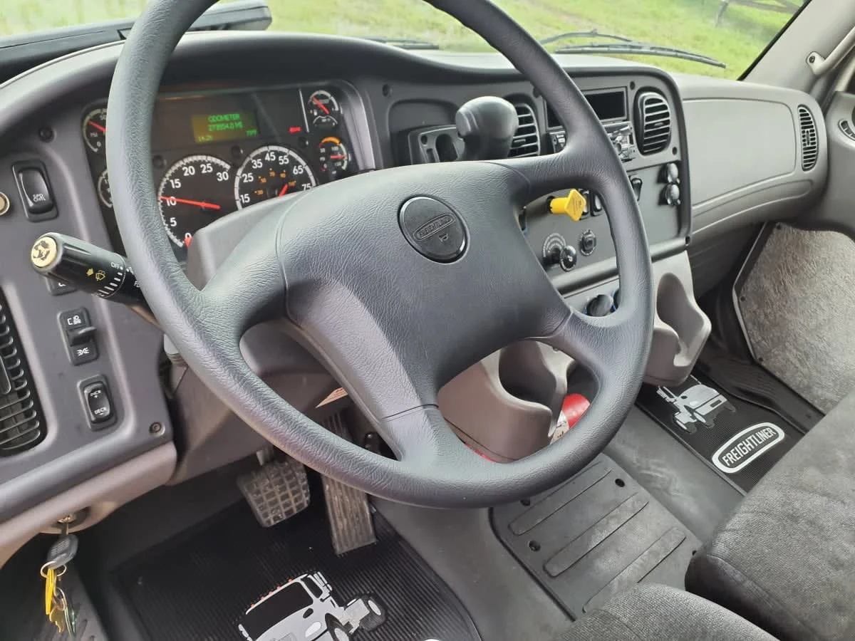 2019 Freightliner M2 106 in Converse, TX — photo 7