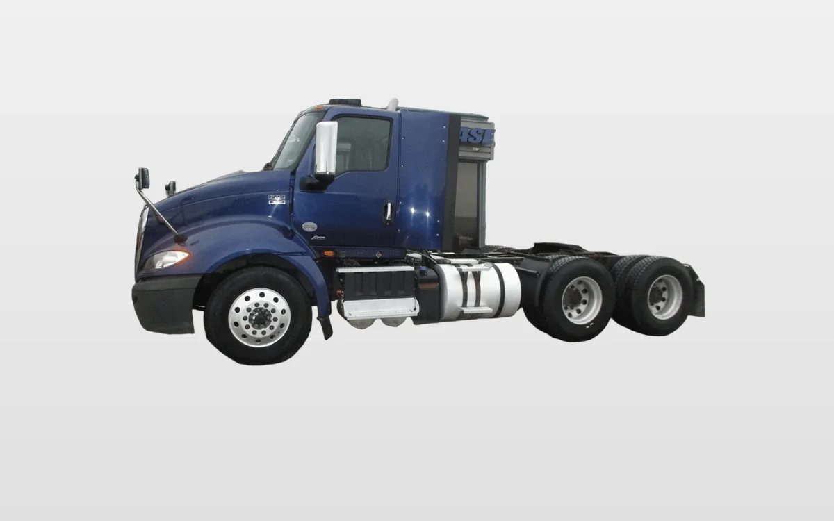 2019 International - image 1