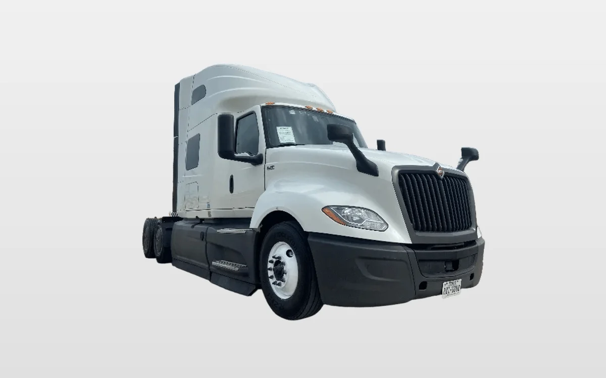 2023 International LT - image 1