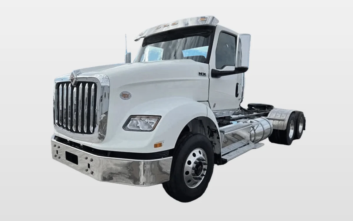 2025 International HX - image 1